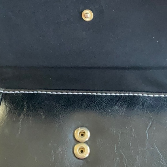 VINTAGE BLACK SOFT LEATHER SNAP CLOSURE WALLET 5.5” x 4.5” - Picture 10 of 10